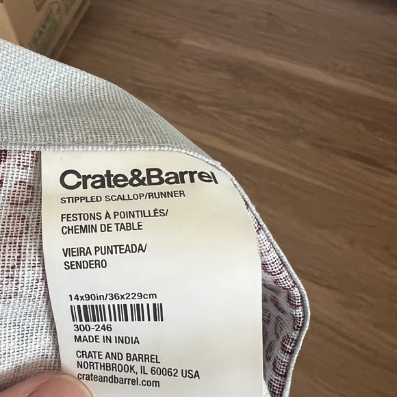 14X90 Crate&Barrel table runner, NWOT, grey with white red and blue pattern - Picture 2 of 7